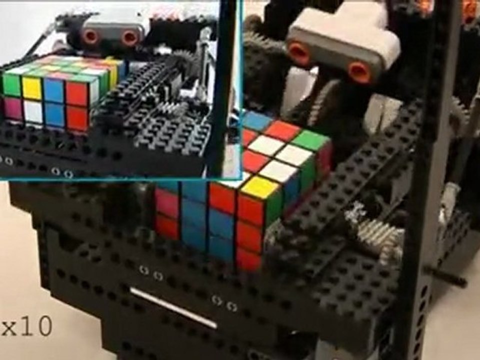 Machine Lego qui résout un Rubik's cube