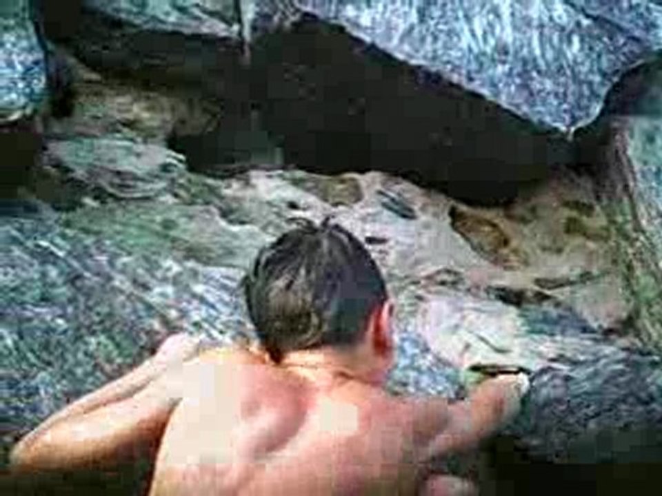 Antoine, son premier saut de la digue de Rosas