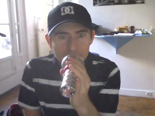 Wiwi égratigne "Bienvenue à Paris"