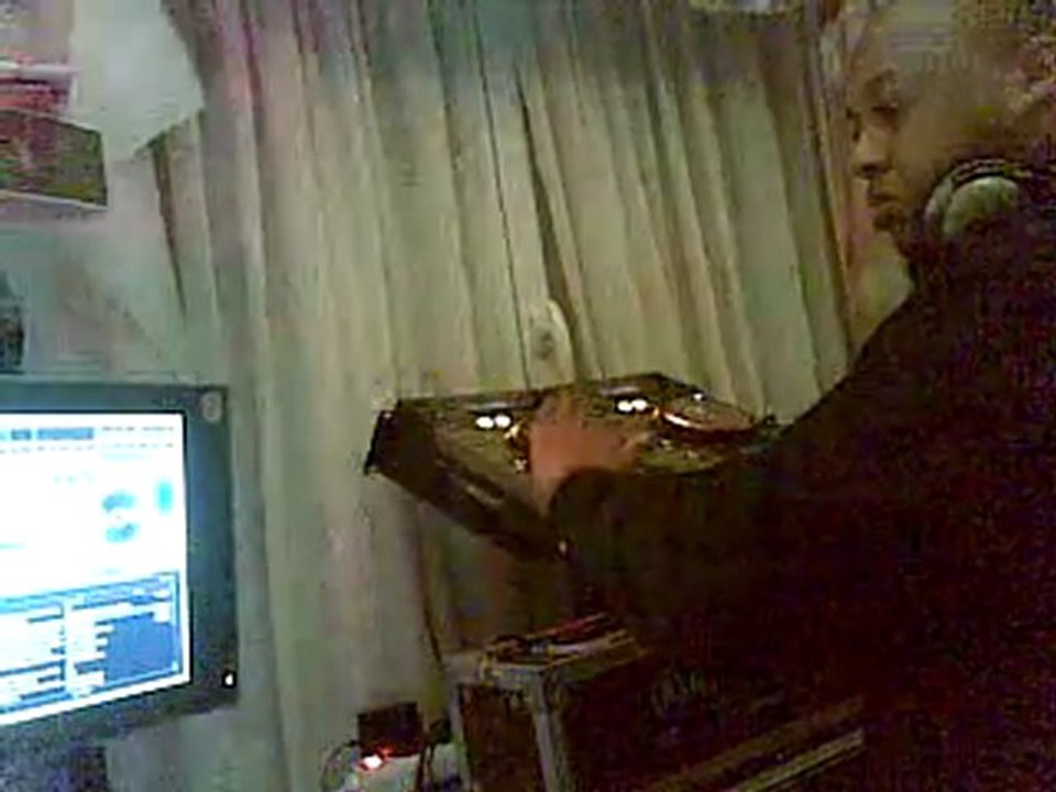 MIX DJ OLIVIER KOMPALOGIE DANCE ET ELECTRO