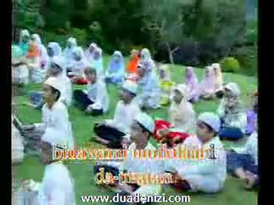 Malezyalı Küçük Çocuklar - Ummi Orjinal Klip DuaDenizi.Com