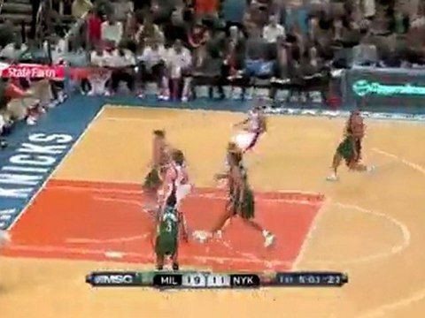 David Lee drives to the basket and finishes with authority d