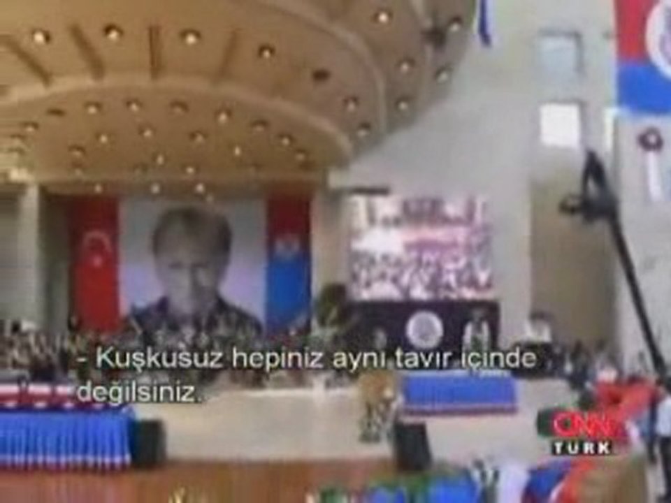 Bakan Akdağ Mezuniyet Töreninde Yuhlandı.
