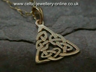 Celtic Necklace - 9ct Gold DWA365
