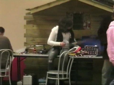 Agora le 24-01-2010 AlainR. avec son Trex 250