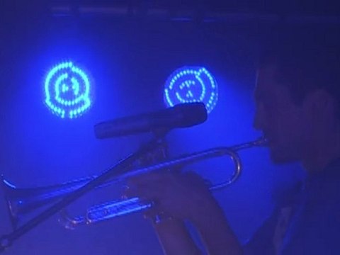 LE PEUPLE DE L'HERBE Mission Live à la Niche