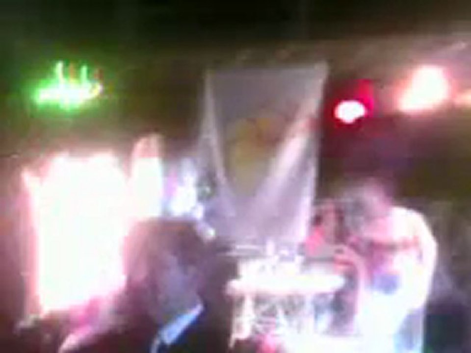 ismail yk bursa konseri 6 subat bomba