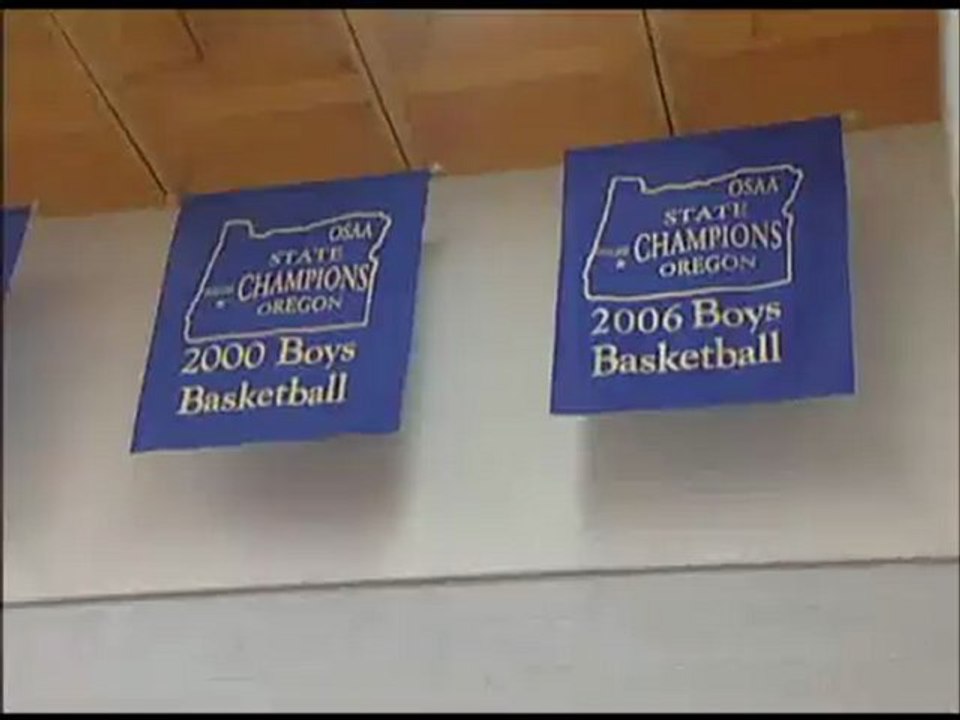 Boys Basketball: Central Linn at Oakland (1/8/10)