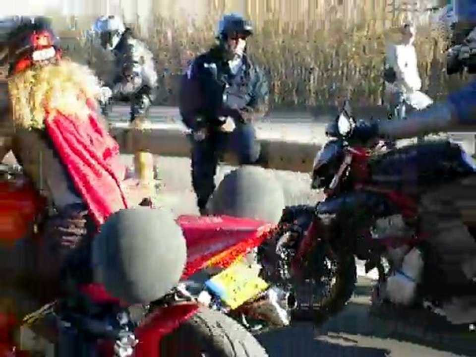 Carnaval des motards 2010 à Palavas les Flots, video 3/3