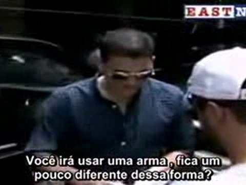 Wentworth Miller saindo do Hotel em NY [Legendado]