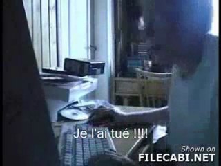 Un allemand fou  envers son ordinateur (sous-titré)