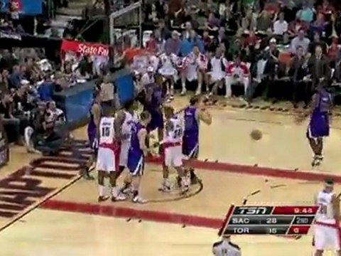 Chris Bosh posts up and spins off his defender for a big sla