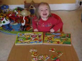 Léa fait des puzzles