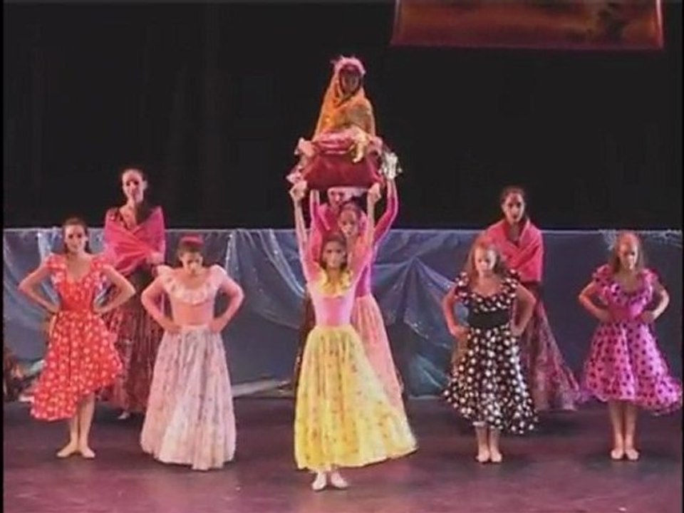 Gala de danse 2004-Rassemblement  aux Saintes Marie dela mer