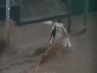 La femme de Régis est emportée par un torrent d'eau