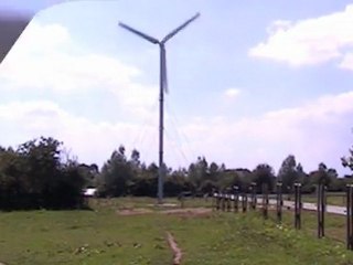 Petite éolienne à taille humaine