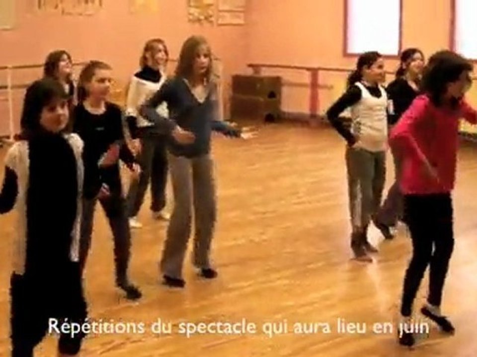 Hautmont / AEDH danse attitude