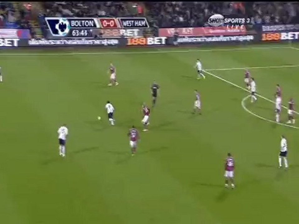 المعلق المصرى محمود ابو الركب Bolton vs West ham1-0.Yong