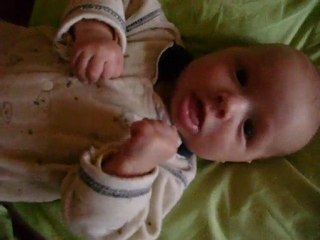 arthur 3 mois gazouille