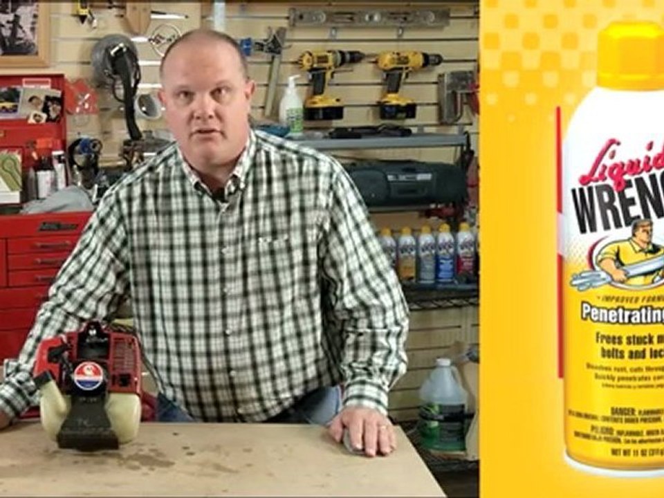 How to Penetrate a Spark Plug using Liquid Wrench