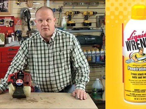 How to Penetrate a Spark Plug using Liquid Wrench