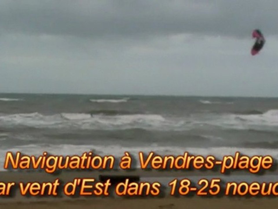 Kitesurf à l'embouchure de l'aude, naviguation off.