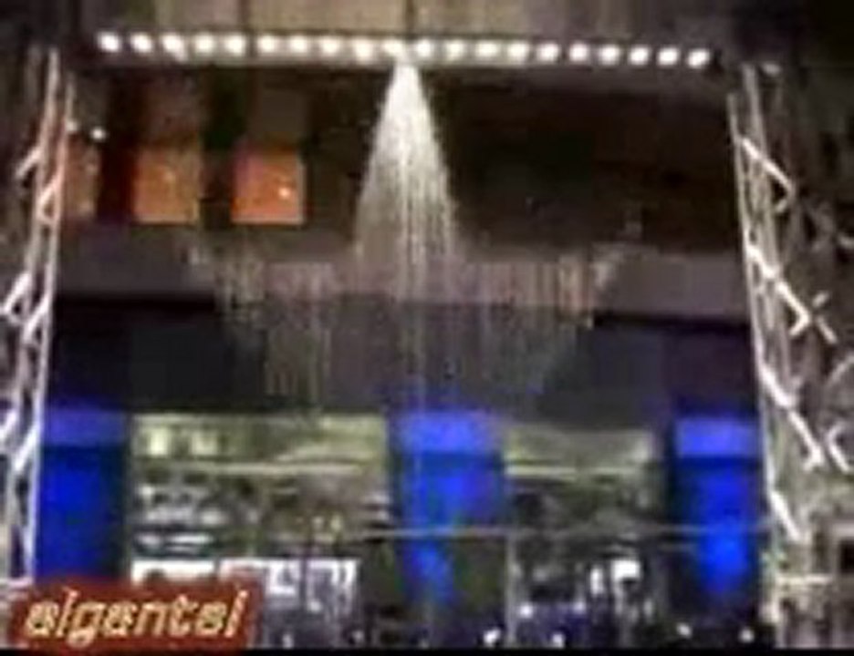 عمرك شفت الرسم بالماء...عند اليابان في مول