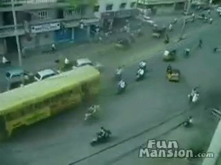 Bu kadar karışık bir kavşak yoktur galiba