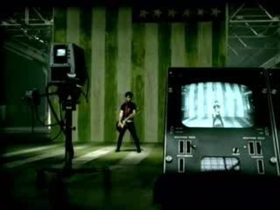 Green Day - American Idiot