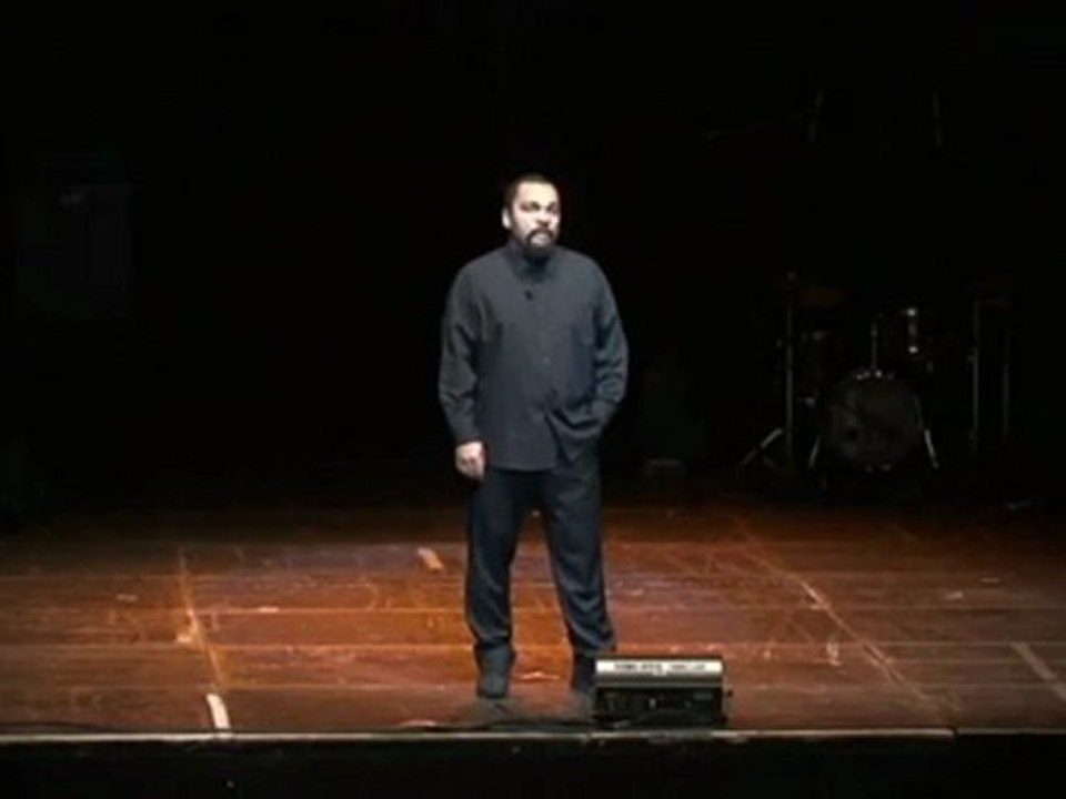 Dieudonné - Les Pygmées partie 1- trop fort .