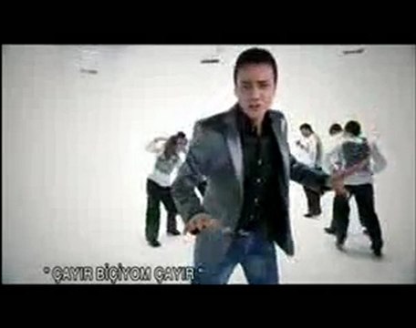 Sinan Yilmaz - Cayir Biçiyom Cayir (2010) by Aluxton