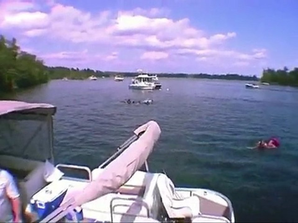 Promenades et baignades sur les lacs du Canada