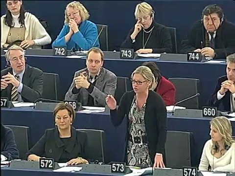 Jeanine Hennis-Plasschaert on Voting time