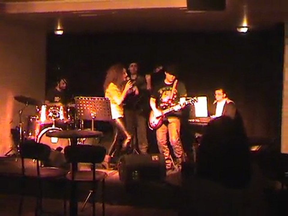 Mavi Kod - Christina Aguilera - Come On Over Cover