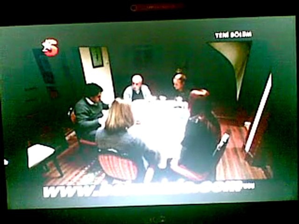 TURKLERI MAYMUN ETTILER