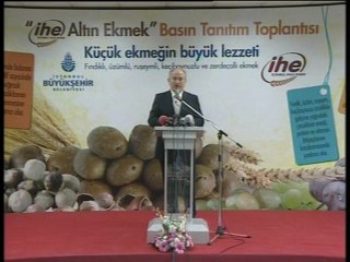 Topbaş, İHE'nin Yeni Ürünü Altın Ekmekin Tanıtımını Yaptı