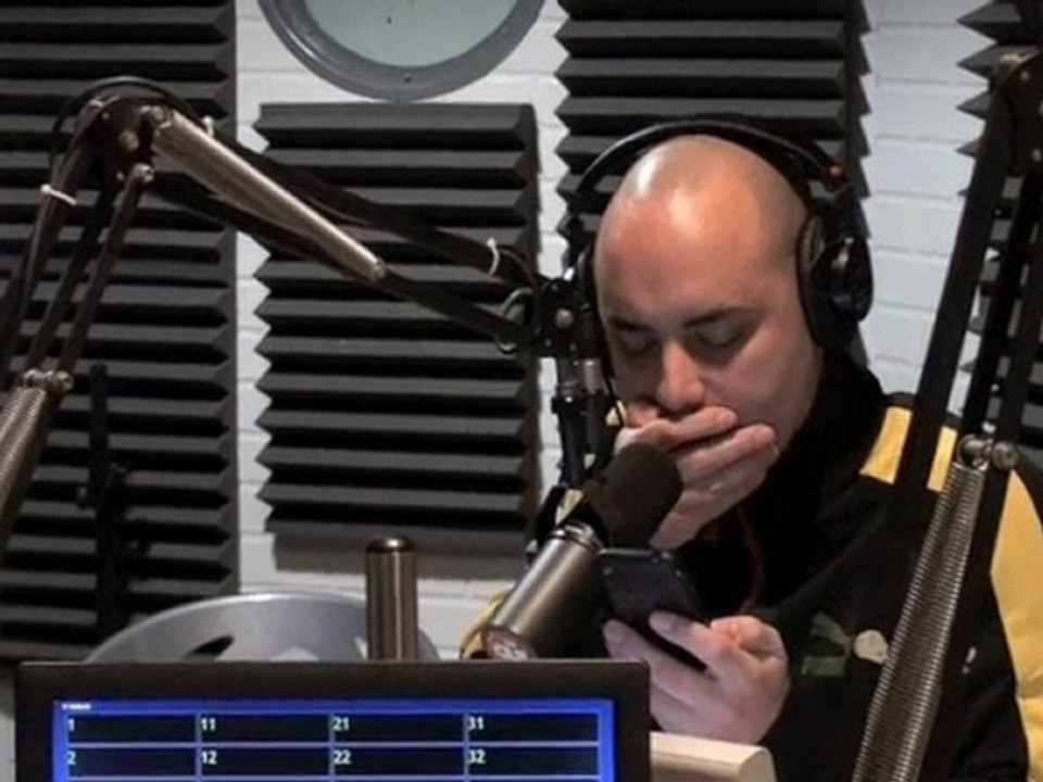 "Commandeur Replay" sur Ouï Fm n°120 12.02.2010