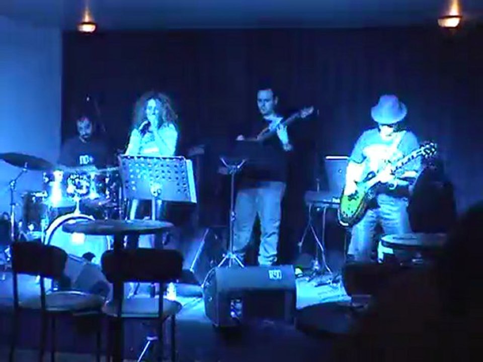 Mavi Kod - Lenny Kravitz - Fly Away Cover