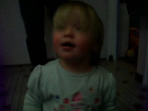 Angela se lance 110210