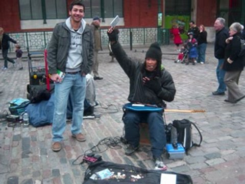 Londra resim galerisi gösterisi