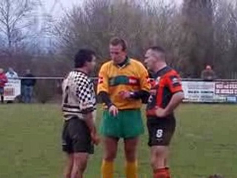 Touche et petite explication avec l'arbitre