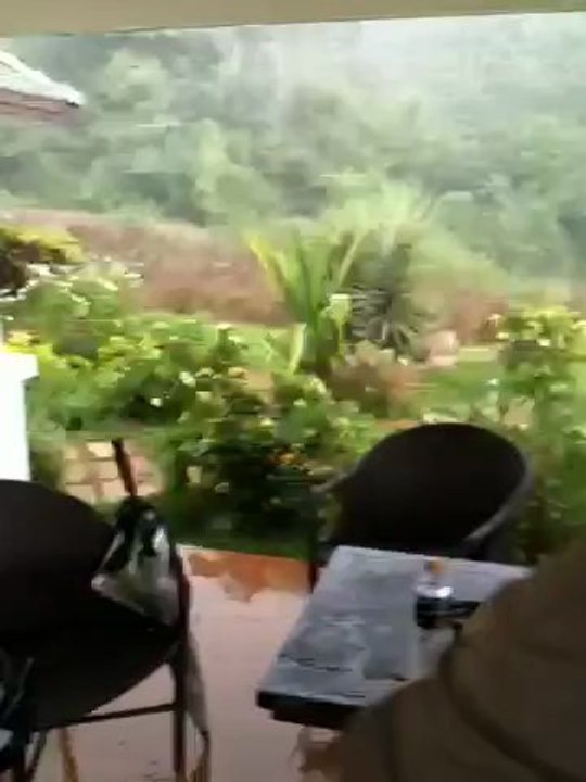 下雨