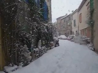 Un petit village du var sous la neige