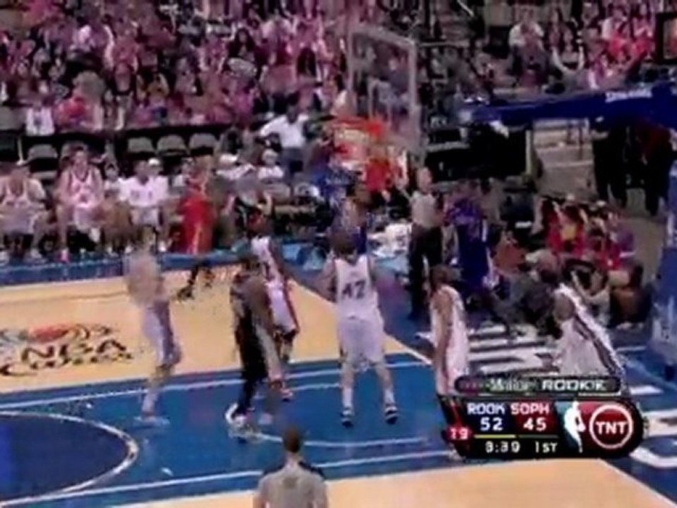 Tyreke Evans scores 26 points and wins the M.V.P. while lead