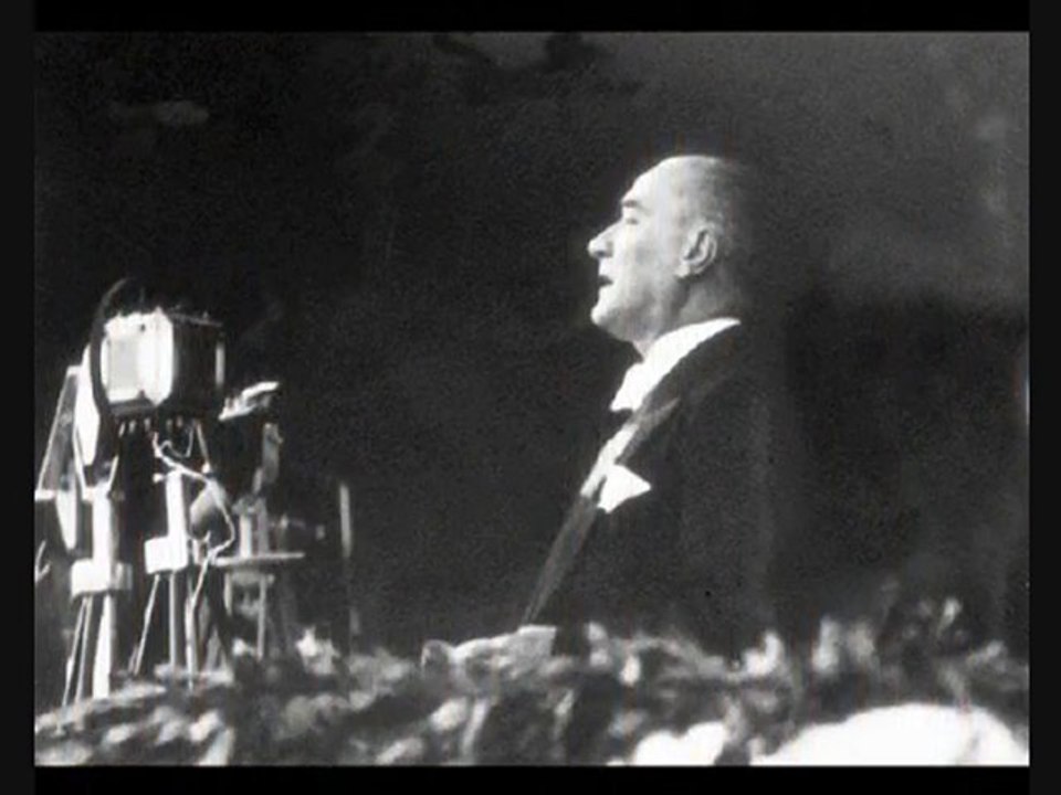 Sonsuza Kadar Mustafa Kemal ATATÜRK 1881-193∞