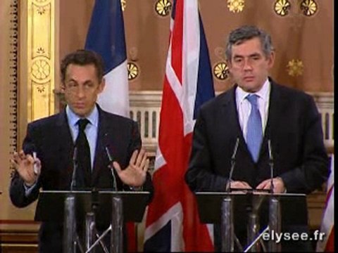 Conférence avec Mme MERKEL , MM. BROWN, PRODI et BARROSO