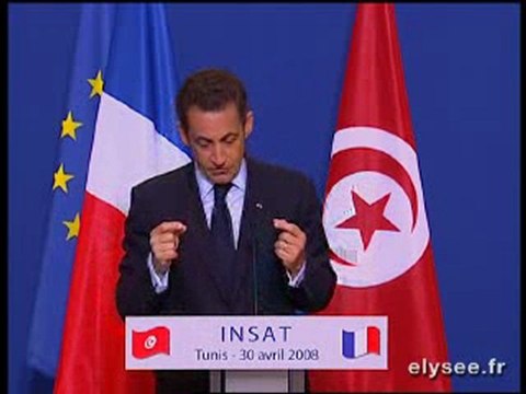 Intervention devant des étudiants à l'INSAT