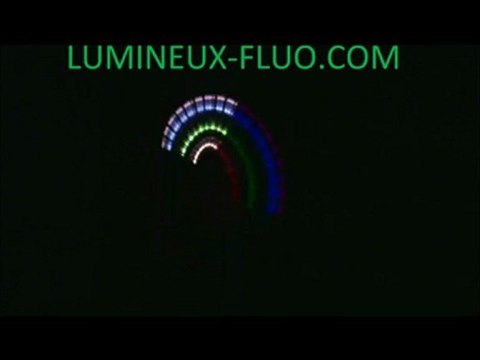 BATON TOURNANT LUMINEUX SUR LUMINEUX-FLUO.COM