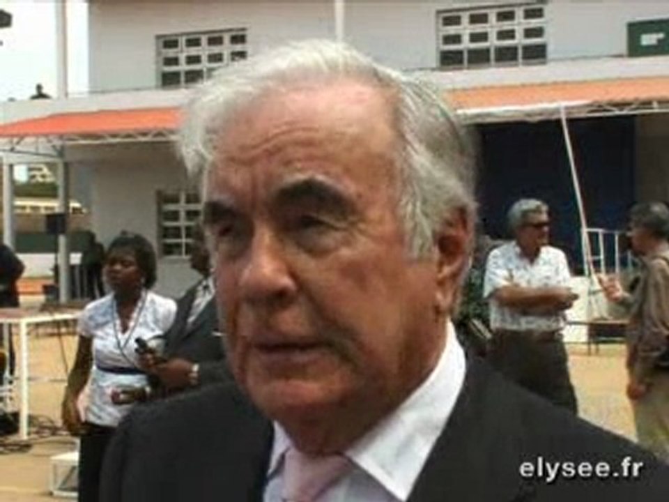 Entretien avec M. Pierre CASTEL