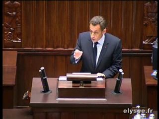 Download Video: Discours devant les Députés et les Sénateurs de la Diète